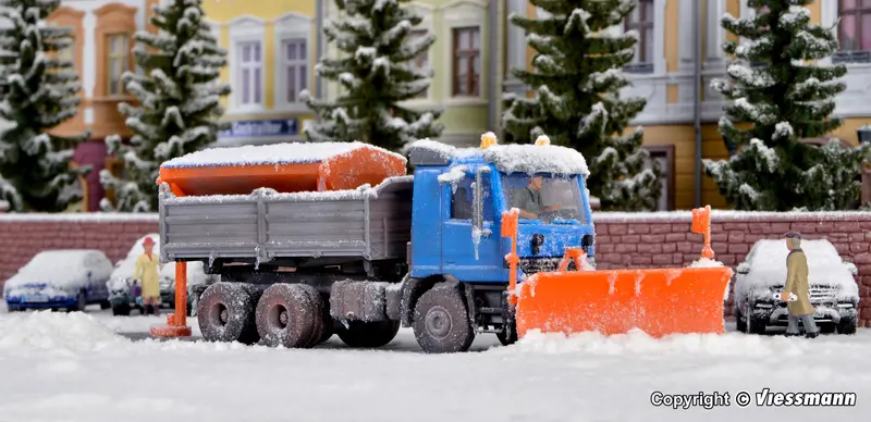 15006 - Mercedes Actros Truck With Snow Plough (Ho Scale) 1