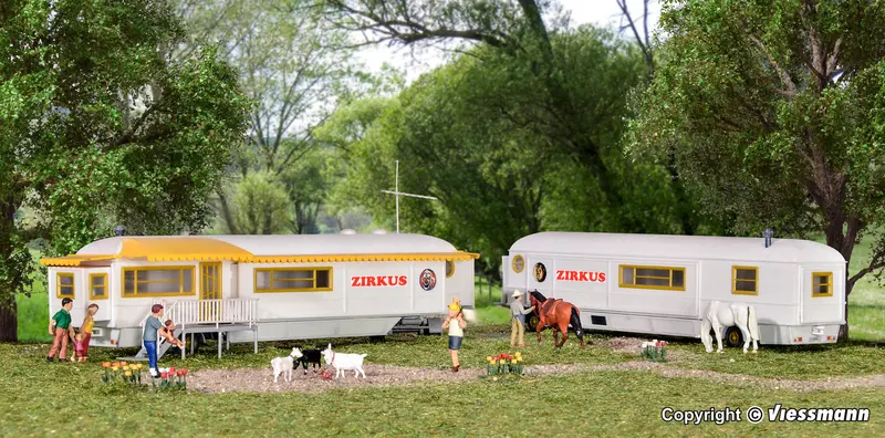 15704 - Fun Fair Trailer - 2Pc (Ho Scale) 1