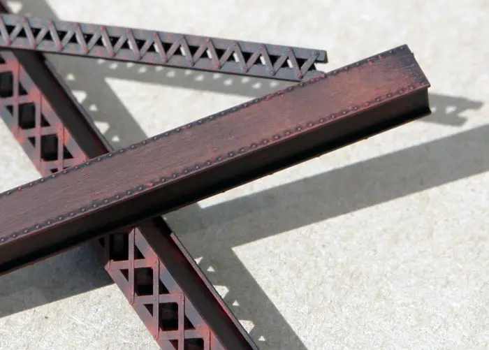 1900-5 Heavy Duty 30" Laced Girders (Ho Scale) 1