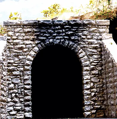 214-9760 - Single Tunnel Portal - Random Stone 2Pc (N Scale) 1
