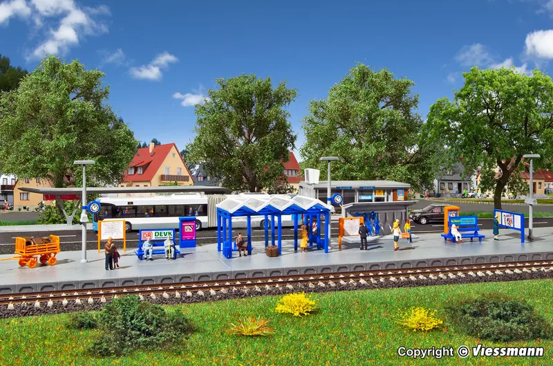 38108 - Around The Station Deco Set (Ho Scale) 1