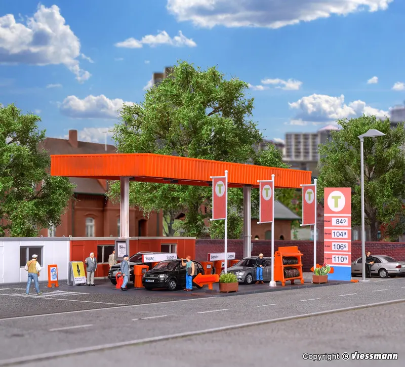 38705 - Self Service Petrol Station Kit (Ho Scale) 1