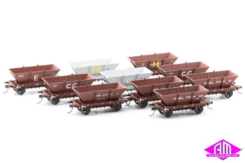 4 Wheel ‘Ll’ Steel Frame Coal Hoppers, Mixed 10 Pack Ll16 1