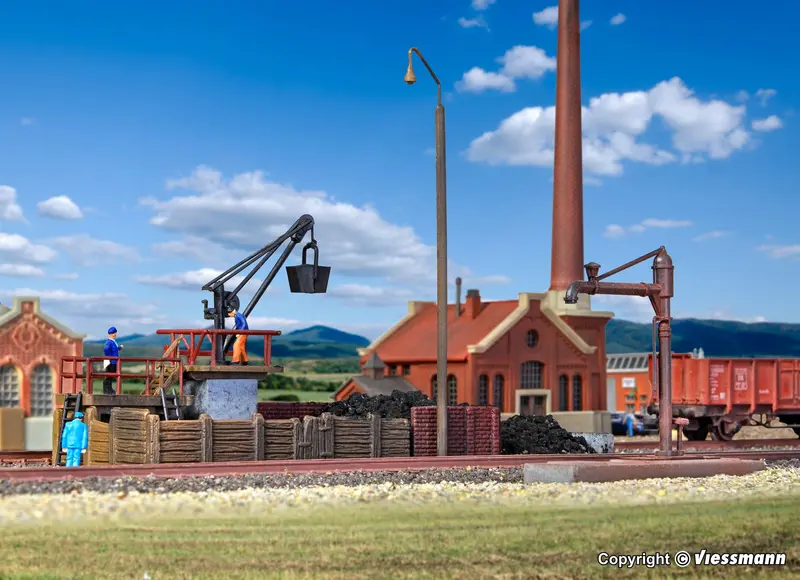 405-37434 - Coaling Store With Water Crane (N Scale) 1