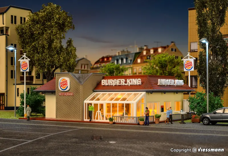 43632 - Burger King Restaurant (Ho Scale) 1