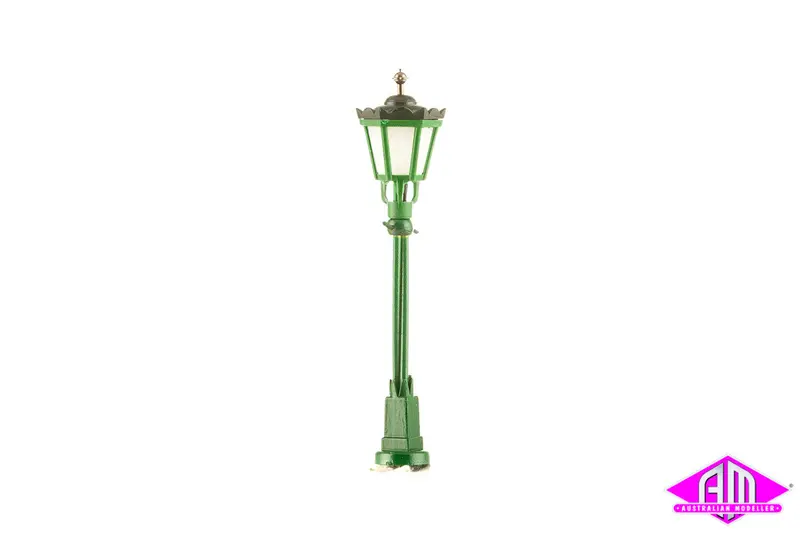 5000 - Historic Street Light (Ho Scale) 1
