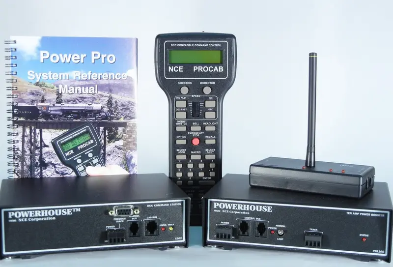 524-7 - Powerhouse Pro - 10 Amp Wireless Dcc System Starter Set W/Rb01 1