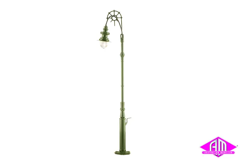 5525 - Station Lamp Munich (Ho Scale) 1