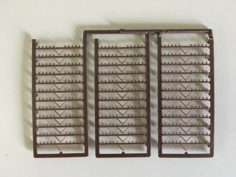 628-0031 - Rix Telephone Poles - Crossarms Only (Ho Scale) 1