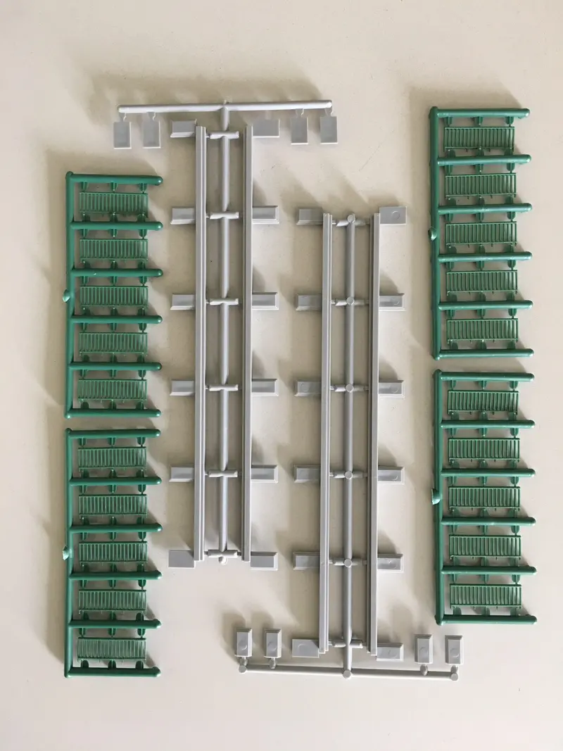 628-0124 - Wrought Iron Railings - 50′ Railing (Ho Scale) 1