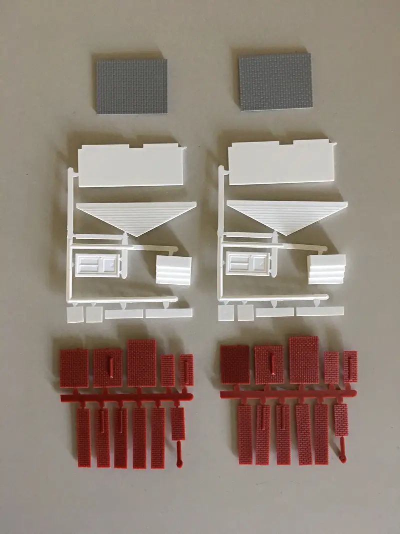 628-0204 - Maxwell Avenue Home - Porch Kit (Ho Scale) 1