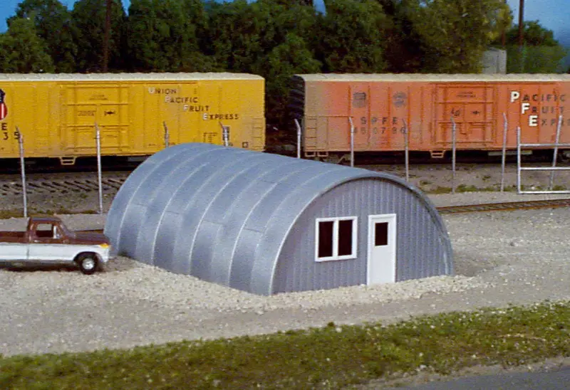 628-0410 - Quonset Hut Kit (Ho Scale) 1