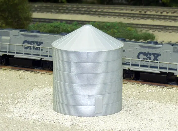 628-0703 - Corrugated 30′ Grain Bin Kit (N Scale) 1