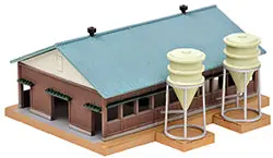 738-259466 - Modern Barn (N Scale) 1