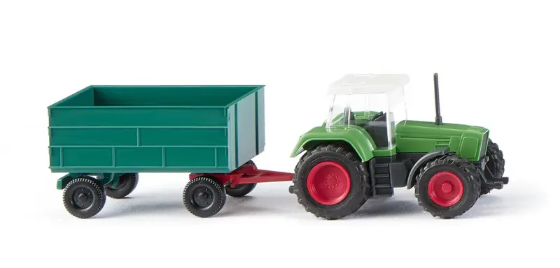 781-96002 - Fendt Favorit W/Trailer Green (N Scale) 1