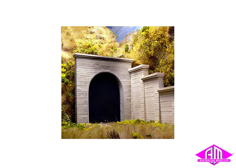 8320 - Single Track Tunnel Portal - Concrete (Ho Scale) 1