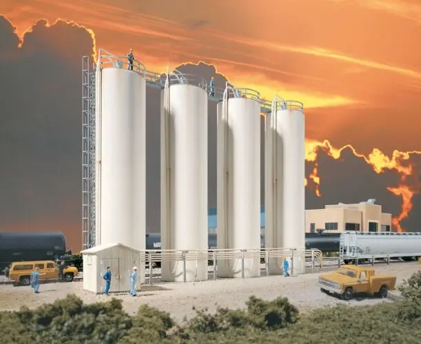 933-3081 - Plastic Pellet Transfer Facility (Ho Scale) 1