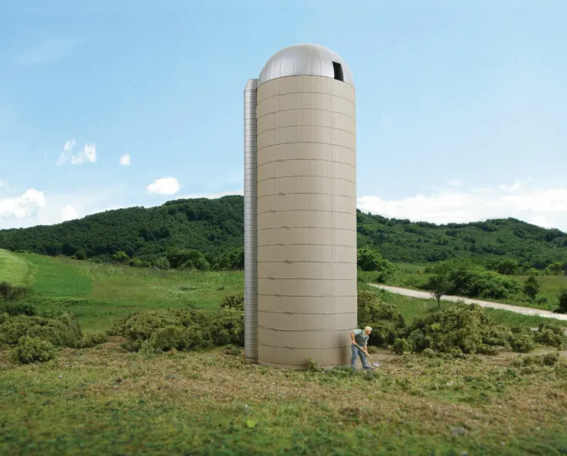 933-3332 - Concrete-Style Silo Kit (Ho Scale) 1