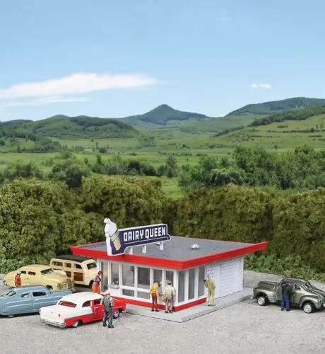 933-3845 - Vintage Dairy Queen Kit (N Scale) 1