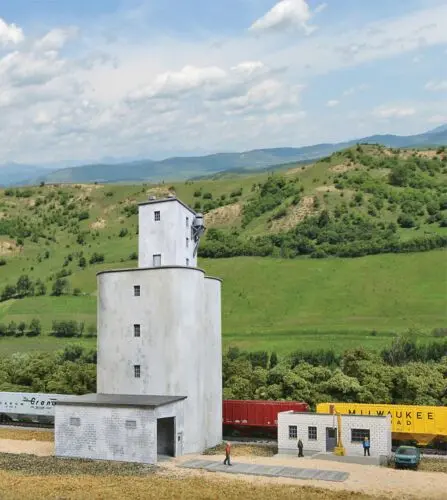 933-3860 - Prairie Co-Op Elevator Kit (N Scale) 1