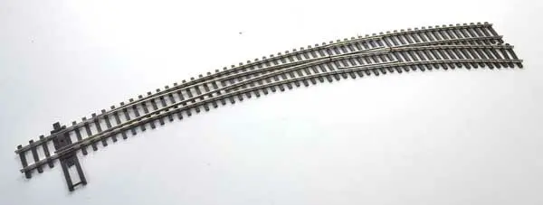 948-83064 - Code 83 - Nickel Silver Dcc-Friendly Curved Turnout - 24 And 28" Radii - Right Hand (Ho Scale) 1