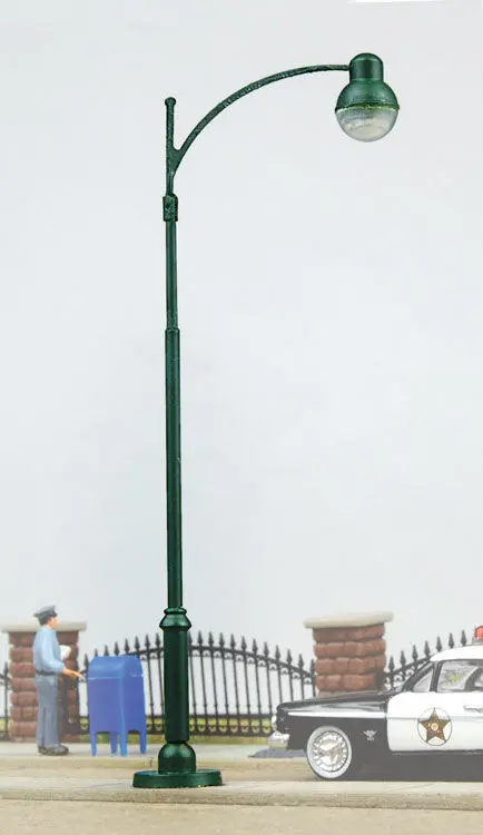 949-4309 - Modern Street Light (Ho Scale) 1