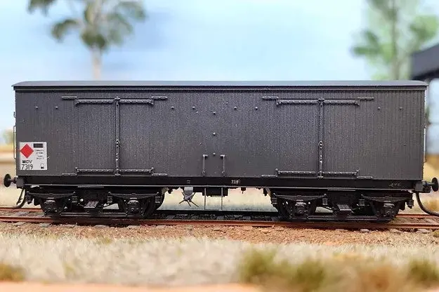 Aim-008-S - Nswgr Mcv Covered Van Kit - Screw Coupled (Ho Scale) 1