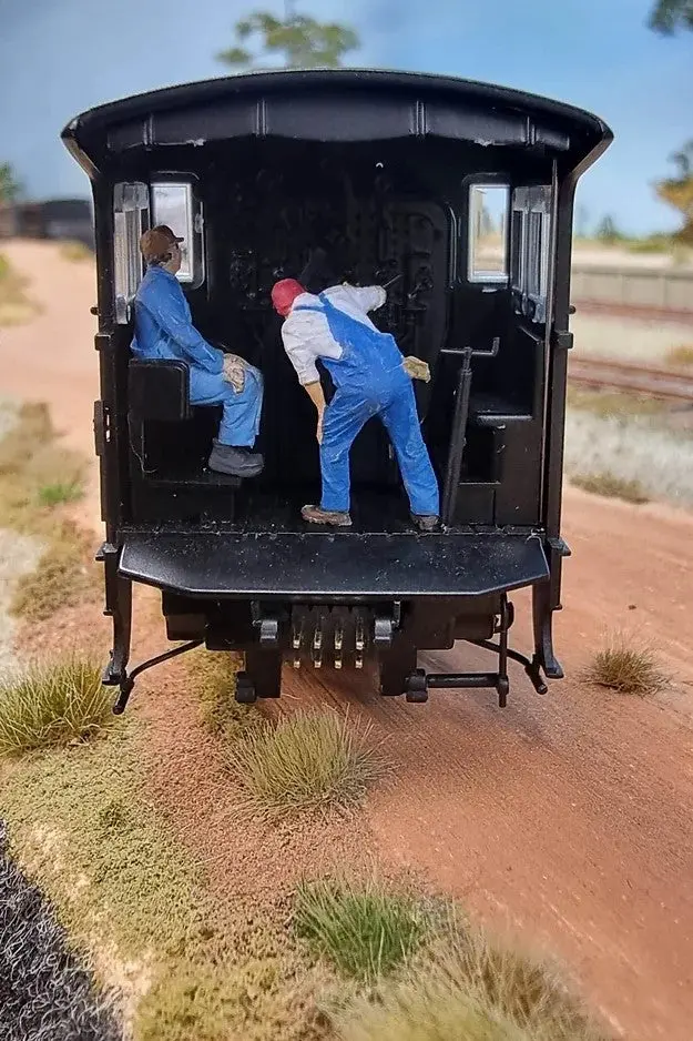 Aim-Dv51-87 - Driver Seated Sideways D3 & K Class Victorian Driver (Ho Scale) 1
