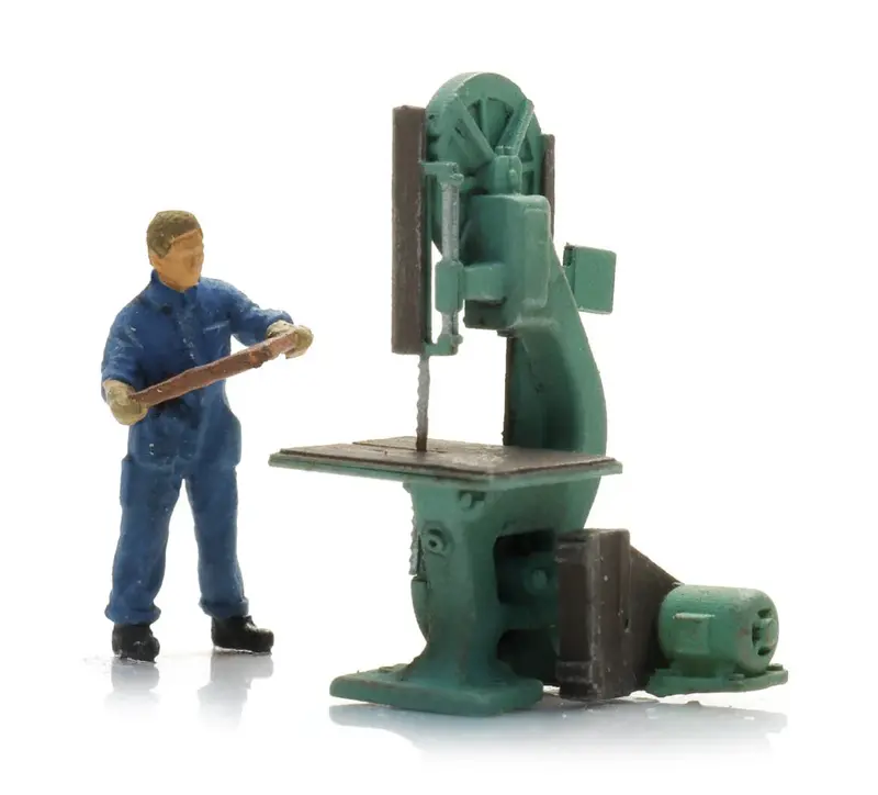 Artitec - Band Saw With Figure (Ho Scale) 1