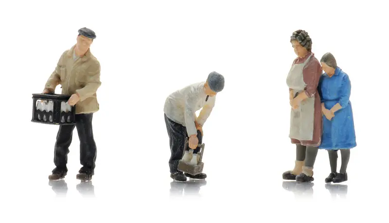 Artitec - Milkmen With Customers 1970-90 (Ho Scale) 1