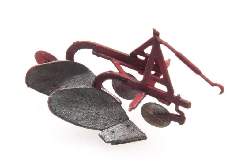 Artitec - Plough Red (Ho Scale) 1
