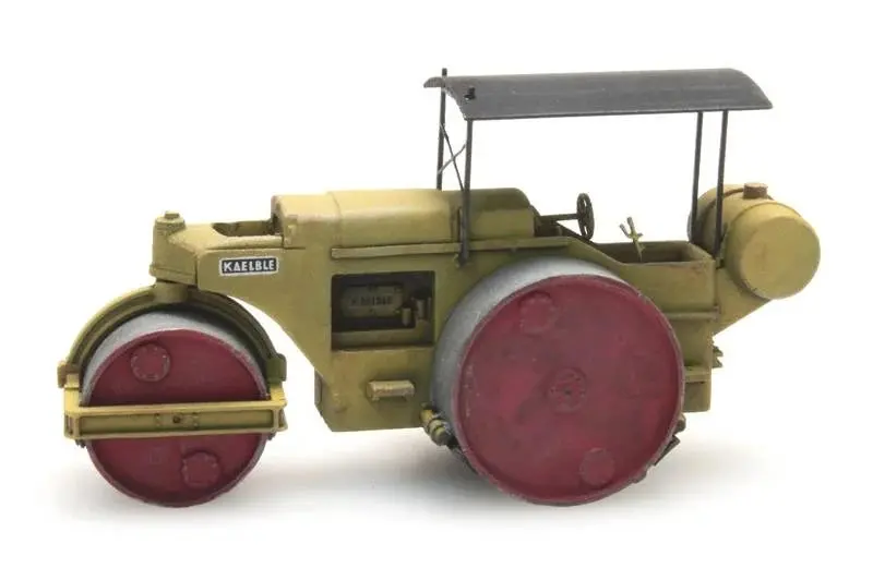 Artitec - Tractor - Yellow (Ho Scale) 1