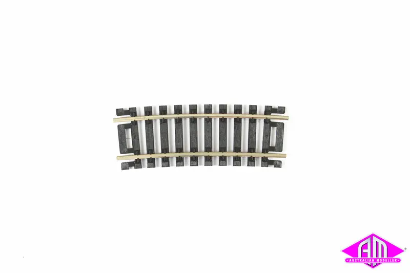 Atlas - Curves Third 18" Radius 4Pc, Code 100, Ho Scale 1