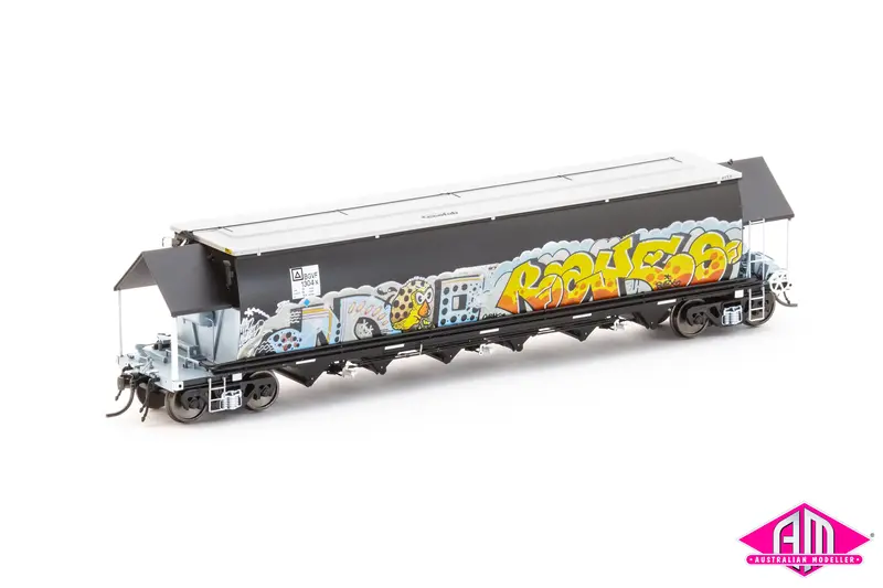 Bgvf Grain Hopper, Black With Ssr Logos And Grain Lids & Graffiti - Single Car Ngh-83 1