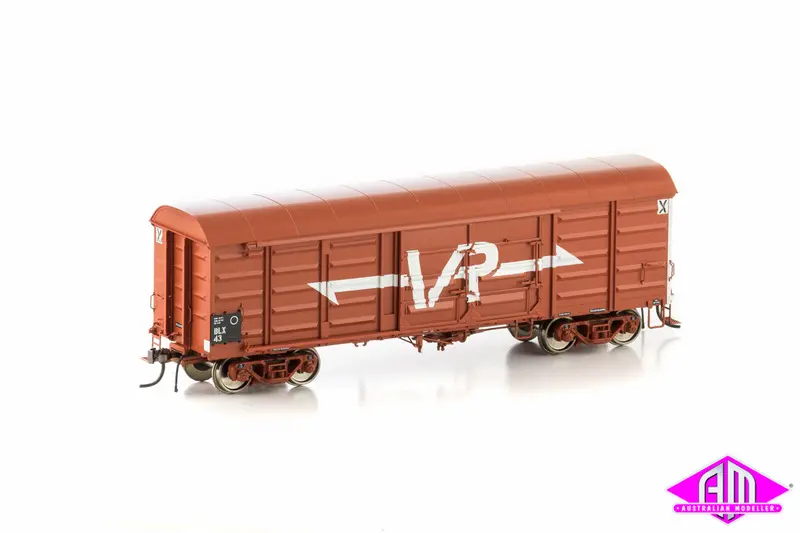 Blx Box Van, Vr Wagon Red With Large Vr Logo, 4 Car Pack Vlv-26 1