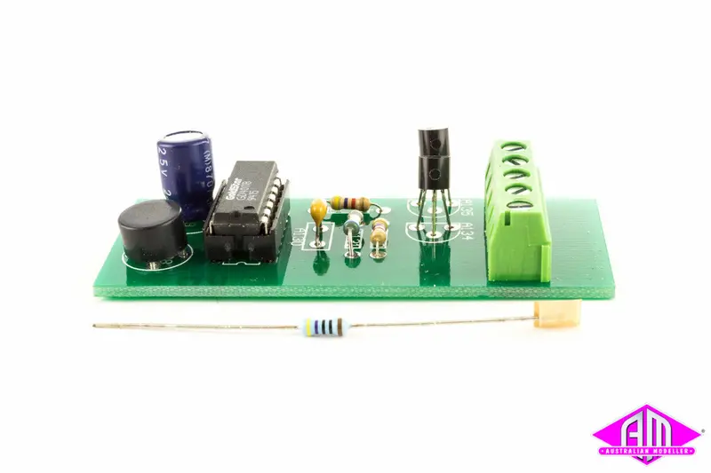 Cda-001 Level Crossing Flasher Unit 1