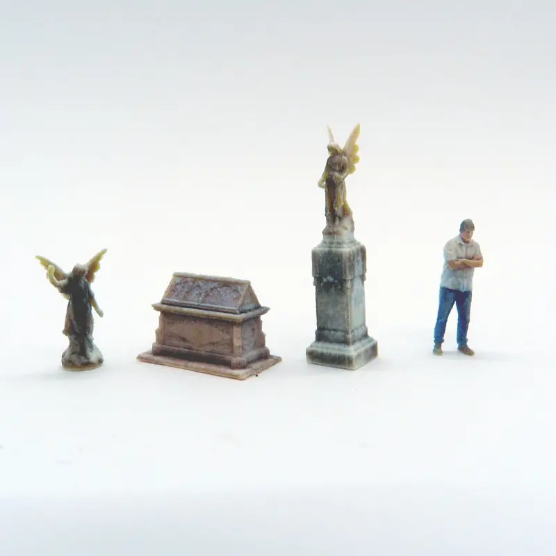 Cemetery Memorials & Statues - We3d-Cms3n - Pack 3 (N Scale) 1