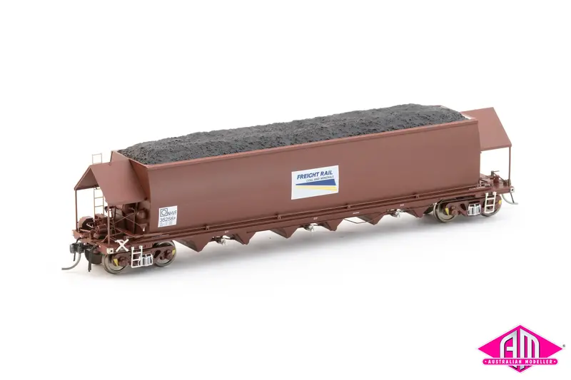 Chs Coal Hopper 1990S Nhvf Sra Red Pack13 (4 Pack) Ho Scale 1