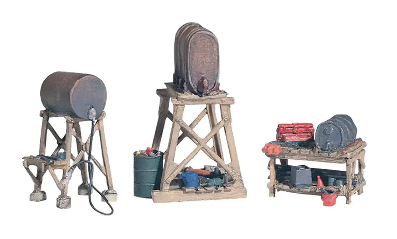 D212 - 3 Fuel Stands Kit (Ho Scale) 1