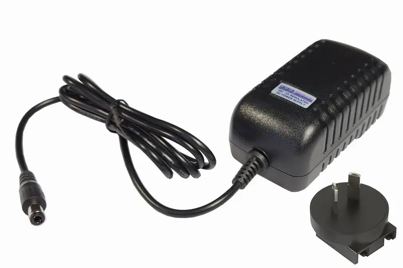 Dcc Concepts Dcp-12.3.Au - Super-High Reliability Power Supply For Dc/Dcc Systems – 2.5Mm Dc Plug - 12V Dc, 3A (Au) 1
