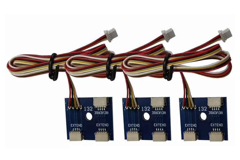 Dcc Concepts Dcp-Cbull - Cobalt-Ss Universal Extension Leads With Reverse Connection Option - 3X Long (1 Metre) 1