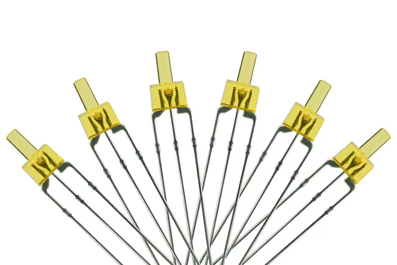 Dcc Concepts Led-Rwt - Tower Type Dual Colour - 2Mm (W/Resistors) - Prototype White/Red (6 Pack) 1
