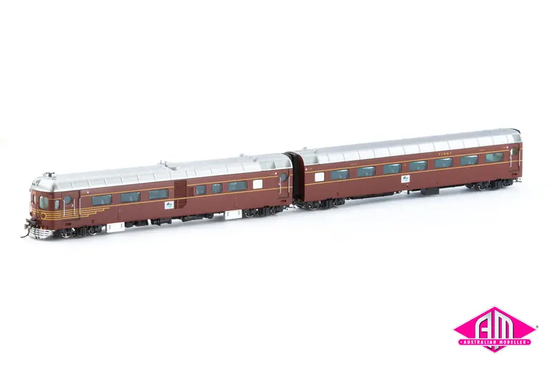 Deb Set Railcar, Nswgr Indian Red With Black & Blue L7 - 4 Car Set (Nrc-4) Ho Scale 1