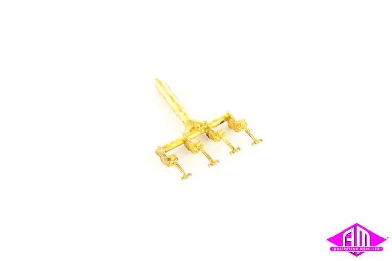 E Car Queenposts - Brass (4) 1