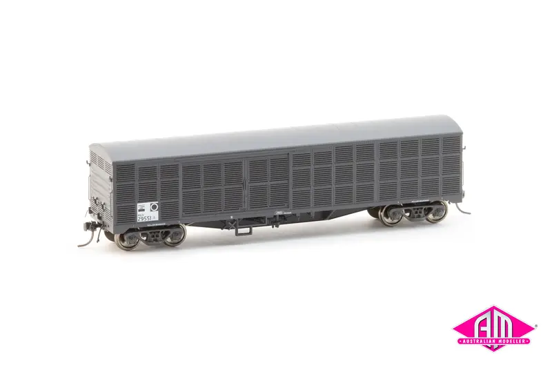 Hlv-02 45' Louvre Vans Gunmetal Grey As Delivered With End Handrails And 2Cl Bogies (3 Pack) 1