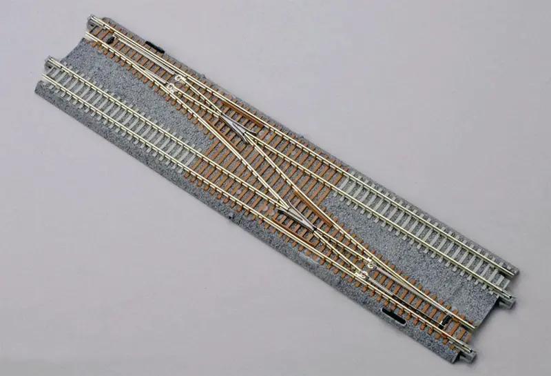 Ka20-231 - Double Track - Crossover #4 - Right (N Scale) 1