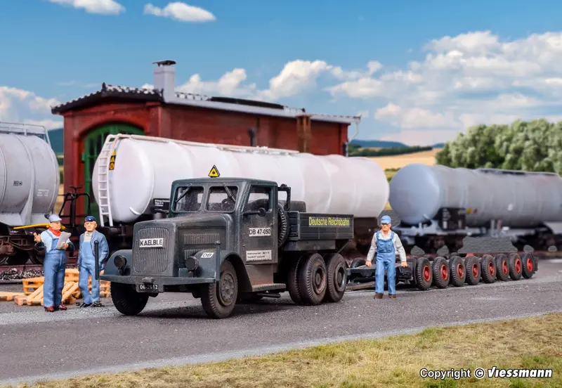 Kibri - 13570 - Kaelbe Tractor Unit With 16 Wheel Low-Loader Trailer Kit (Ho Scale) 1