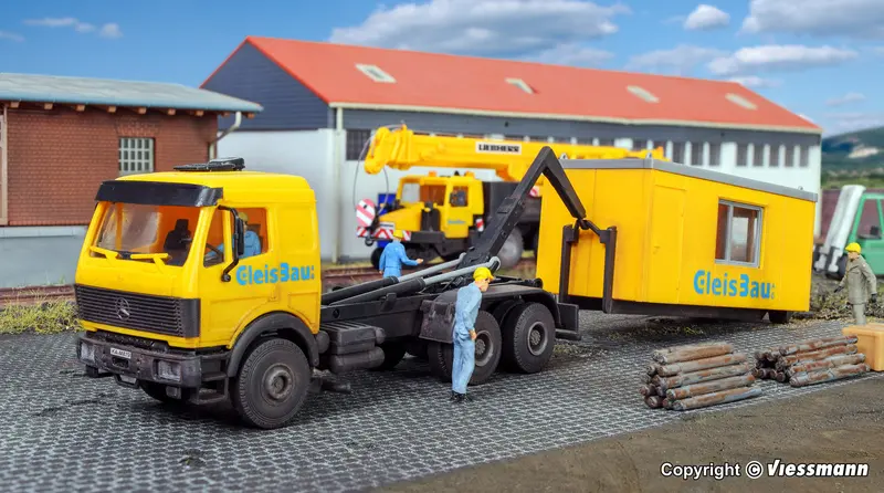 Kibri - 16310 - Mb Lp Swap Body Vehicle With Gleisbau Office Container Kit (Ho Scale) 1