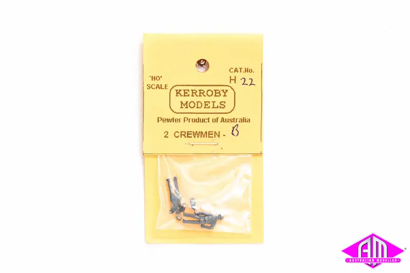 Km-H22 - Crewman B (Stand + Shovel) (Ho Scale) 1