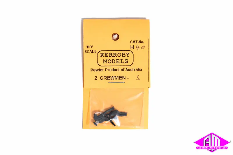 Km-H40 - Crewman S (Sit + Shovel) (Ho Scale) 1